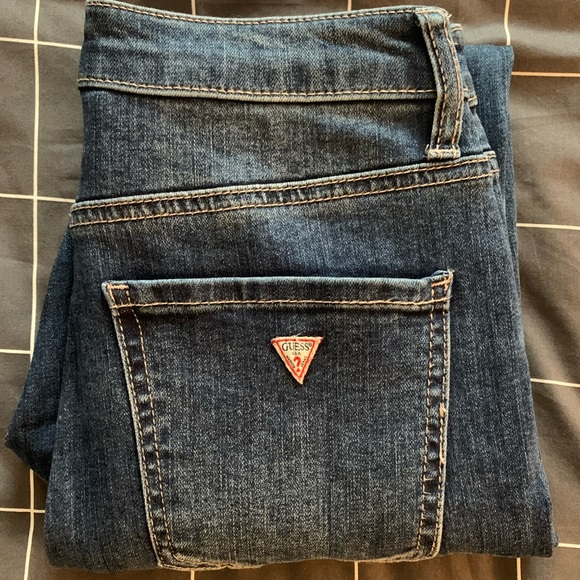 GUESS Mid Rise Skinny Jeans Women’s - Picture 7 of 7